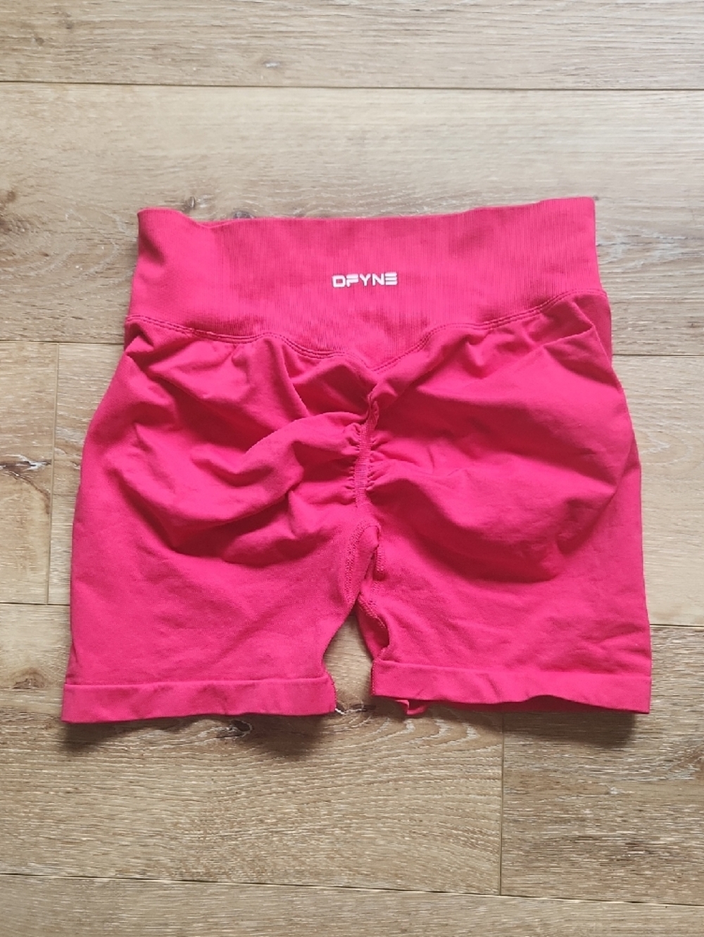 DFYNE Hot Pink Athletic Shorts M - Picture 2 of 3